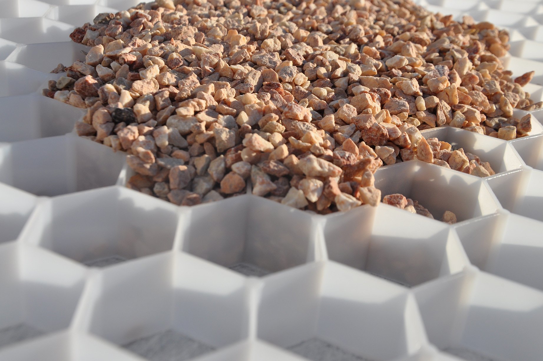 Packaging for Construction & Landscaping | DW Reusables Durable reusable packaging solutions built to handle tough construction and landscaping environments. Designed for heavy-duty use and long-term performance.